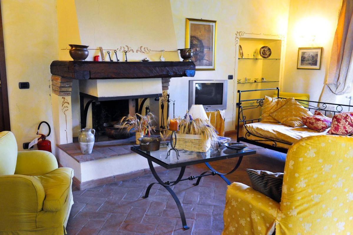 La Fonte Carducciana Villa San Casciano dei Bagni Exterior foto